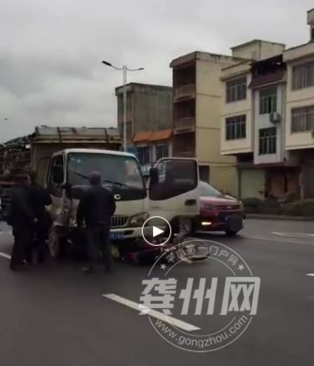 平南車禍最新消息，事故現(xiàn)場與救援進(jìn)展全面報(bào)道